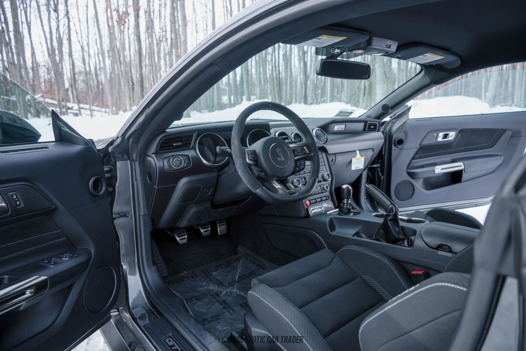 Ford Mustang Ford Mustang - Interior