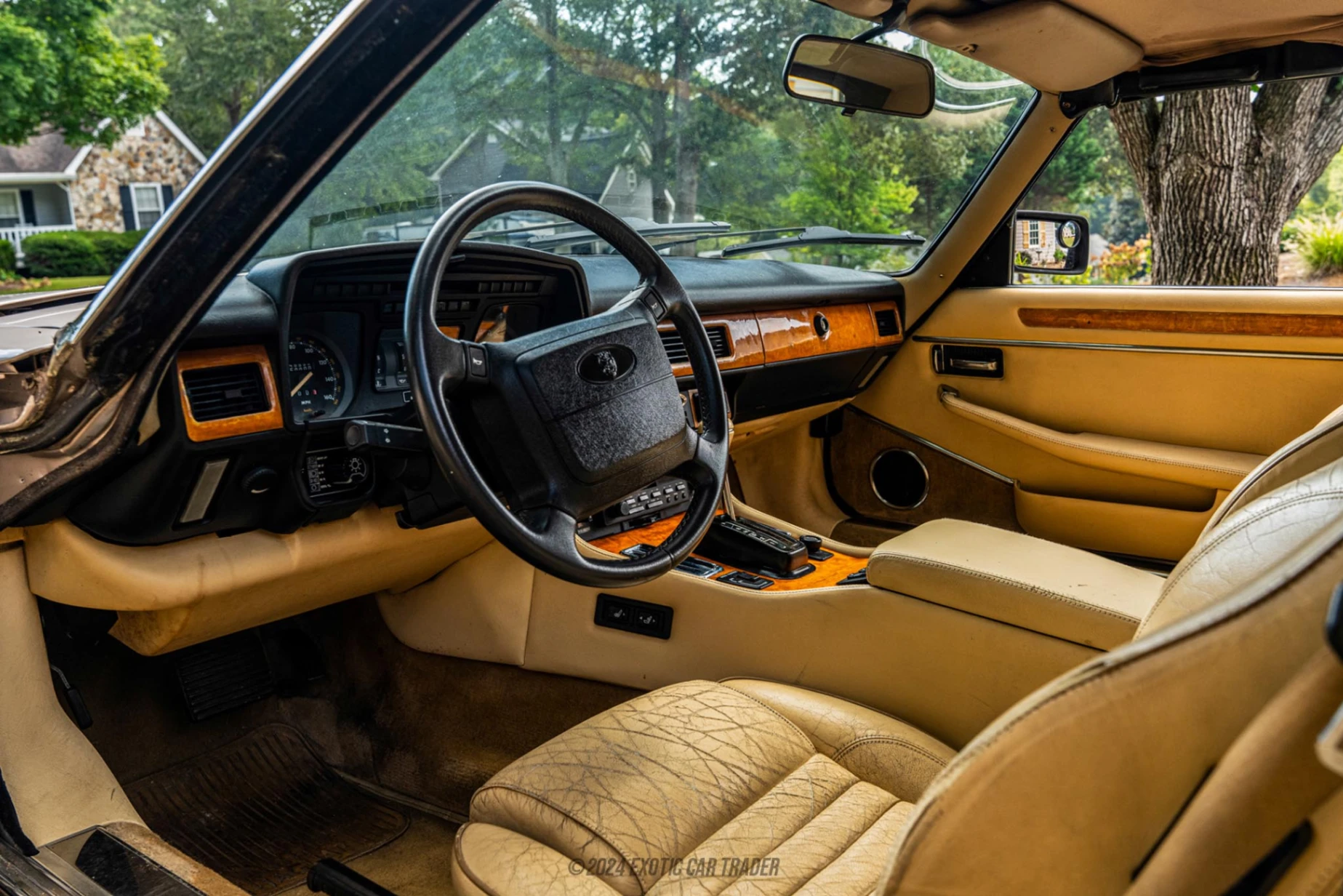 1991 Jaguar XJS - Interior Photo