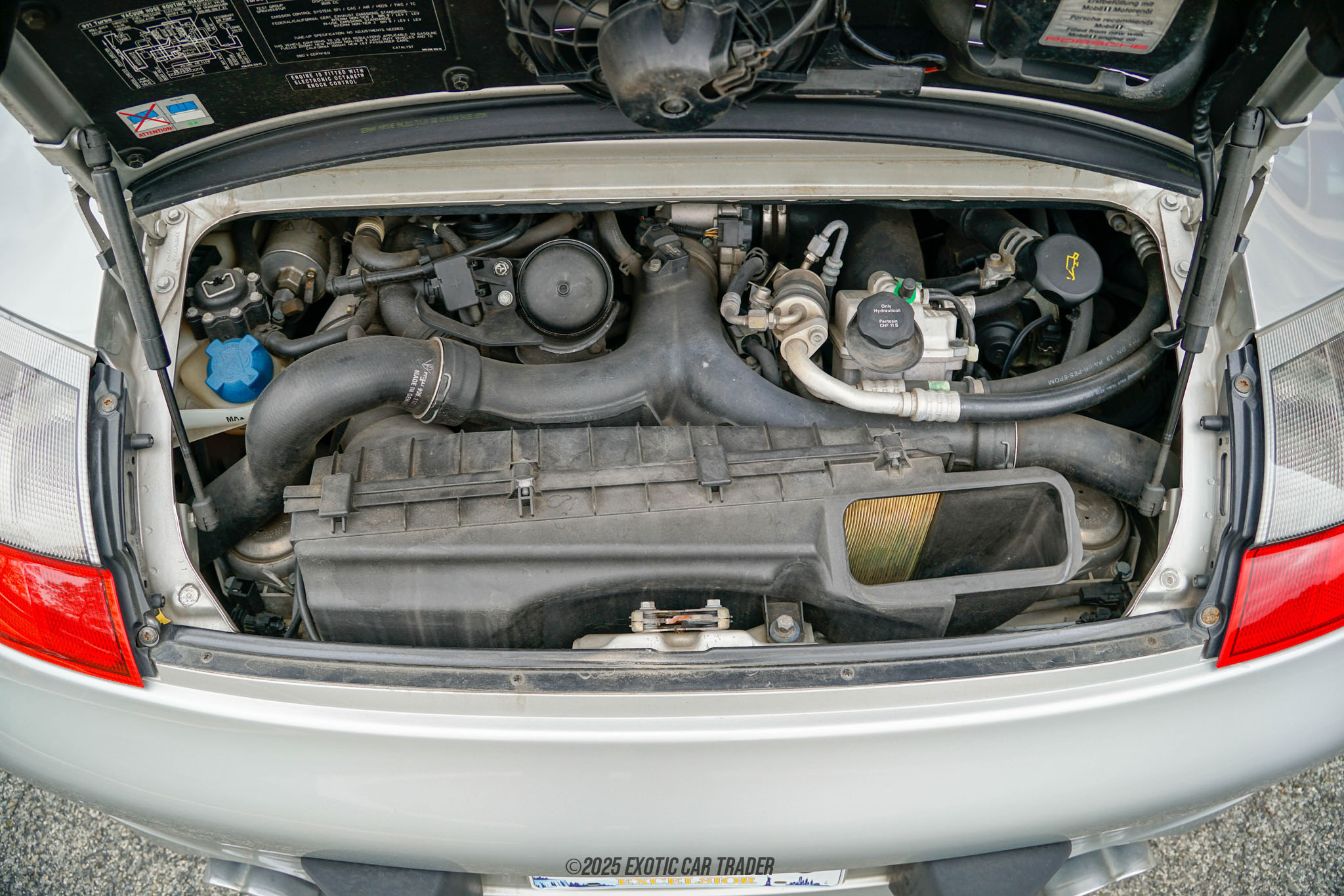 2005 Porsche 911 - Engine Photo