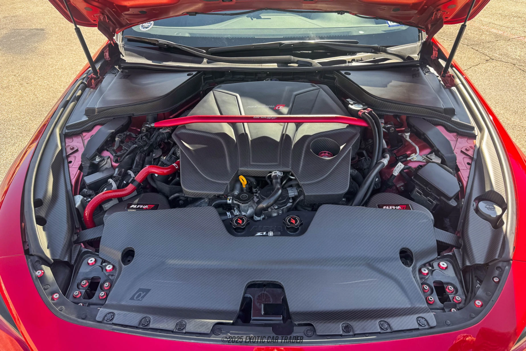 2017 Infiniti Q60 - Engine Photo