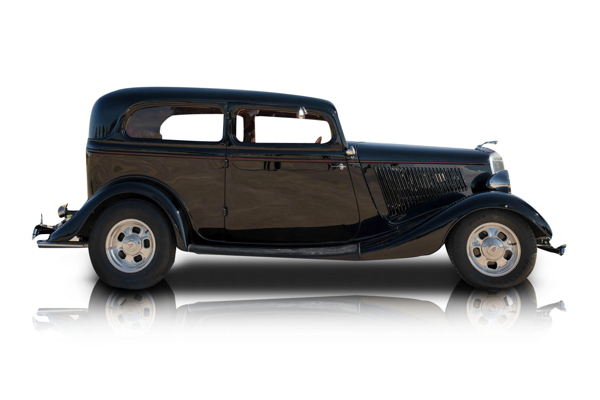 An incredible side shot photo of aFord Model 40 that you should buy.