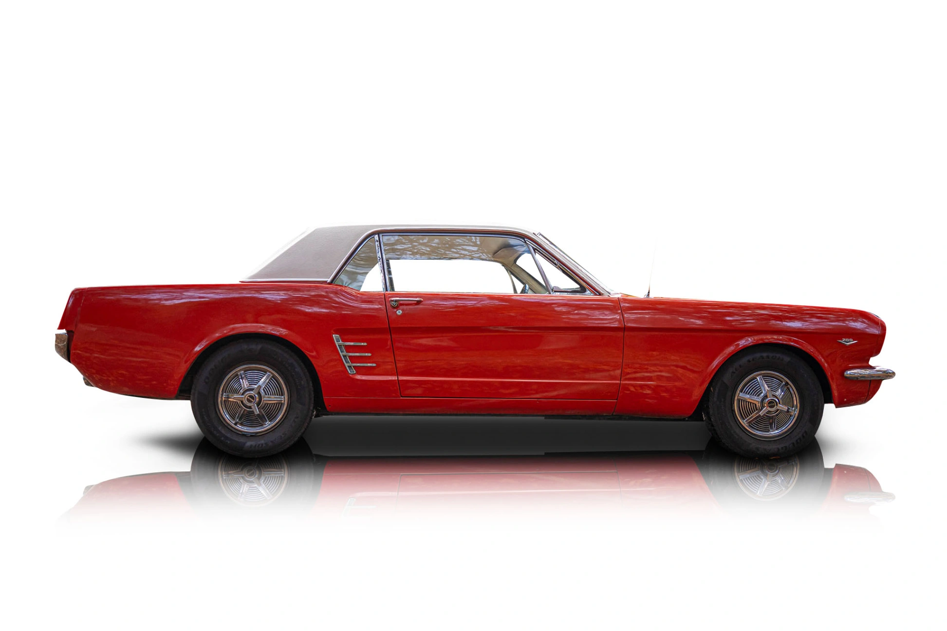 An incredible side shot photo of a Ford Mustang that you should buy.