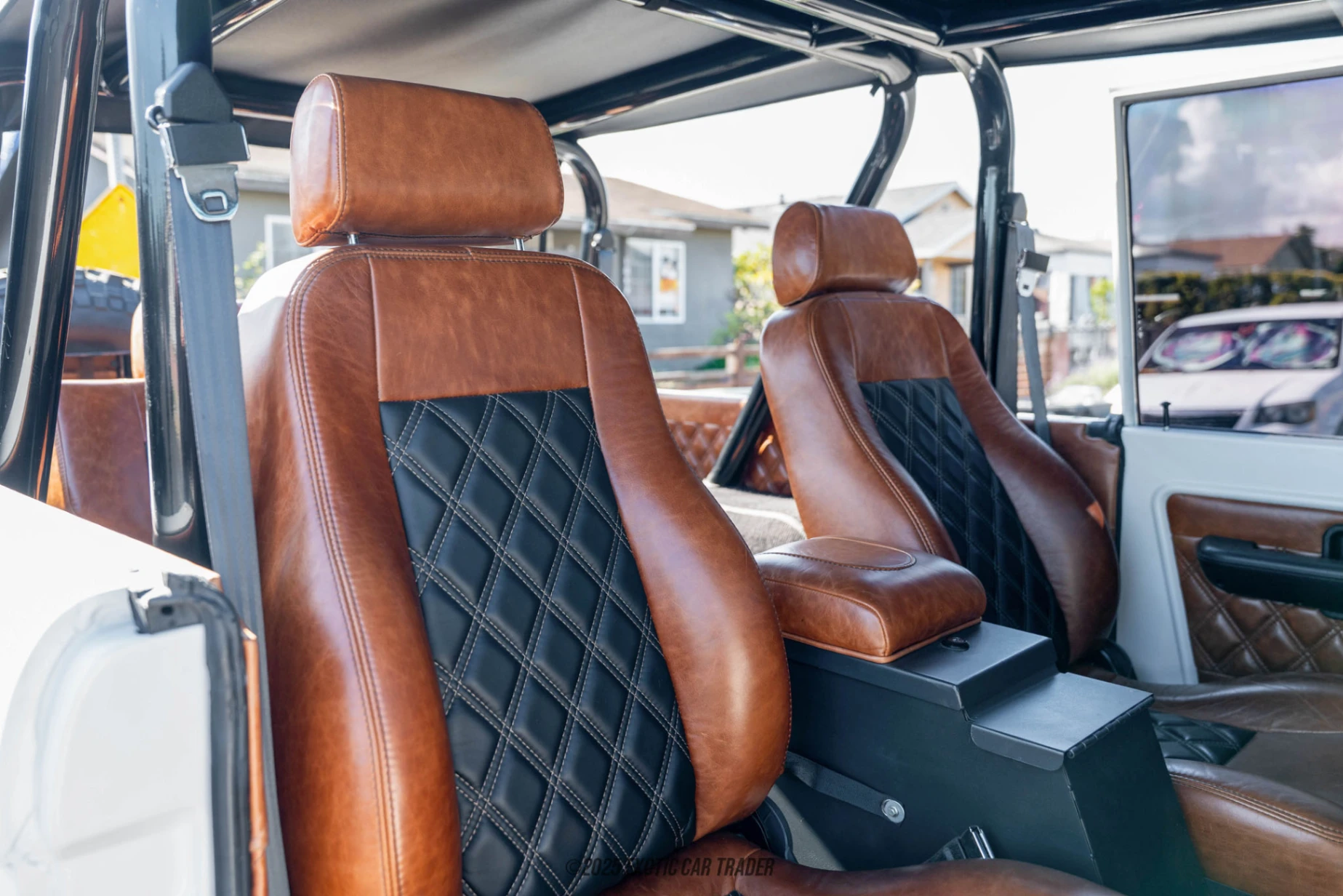 Ford Bronco Ford Bronco - Interior