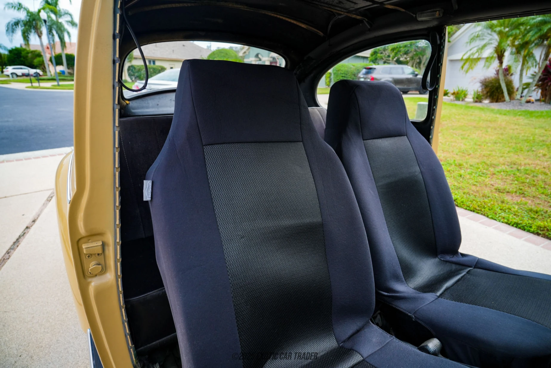 1968 Volkswagen Beetle - Interior Photo