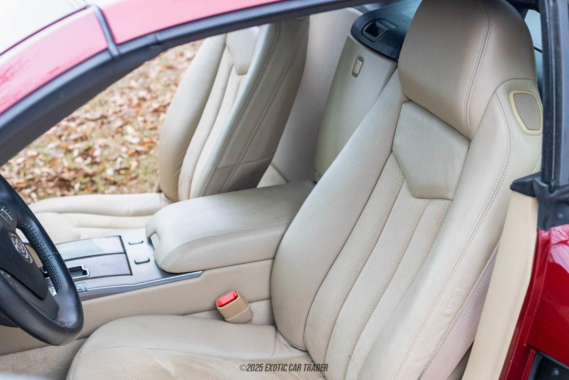 2007 Cadillac XLR - Interior Photo