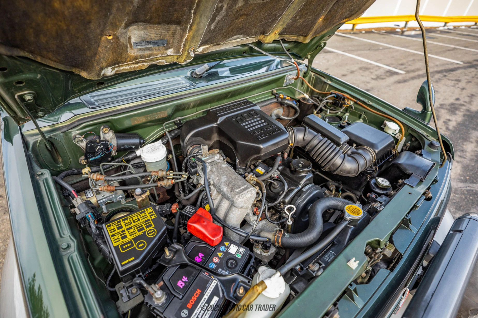 1996 Mitsubishi Pajero Junior - Engine Photo