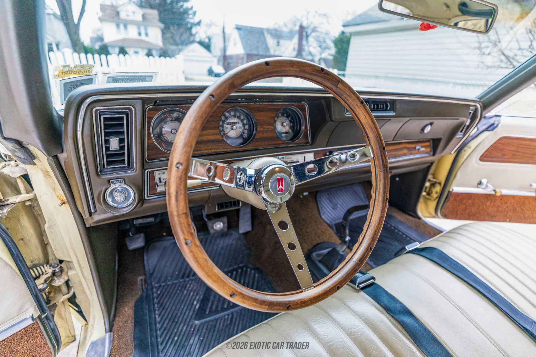 1972 Oldsmobile Cutlass - Interior Photo