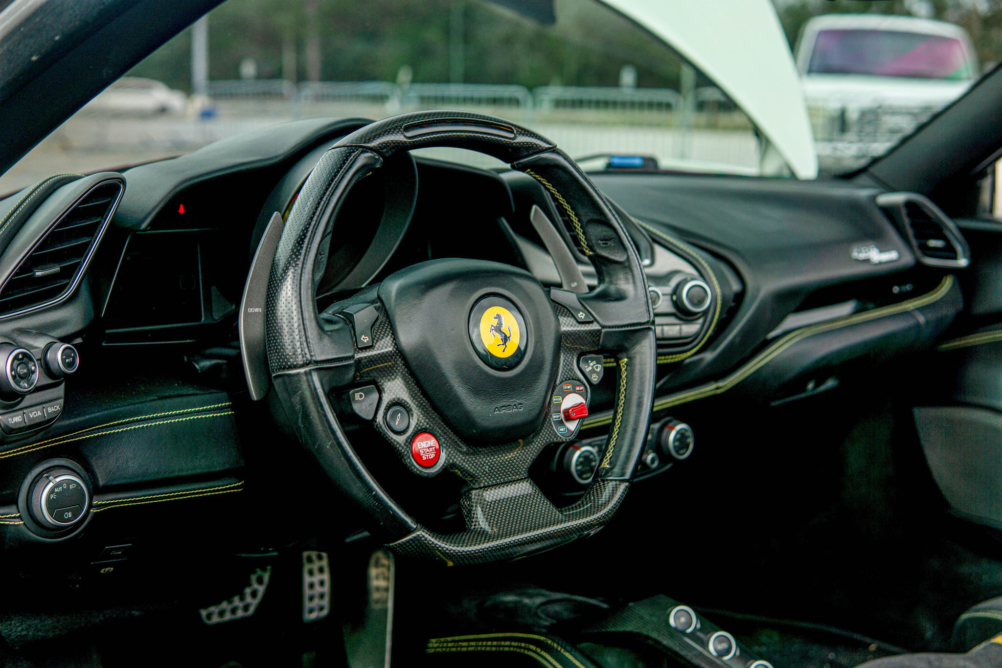 Ferrari 488 Spider Ferrari 488 Spider - Interior