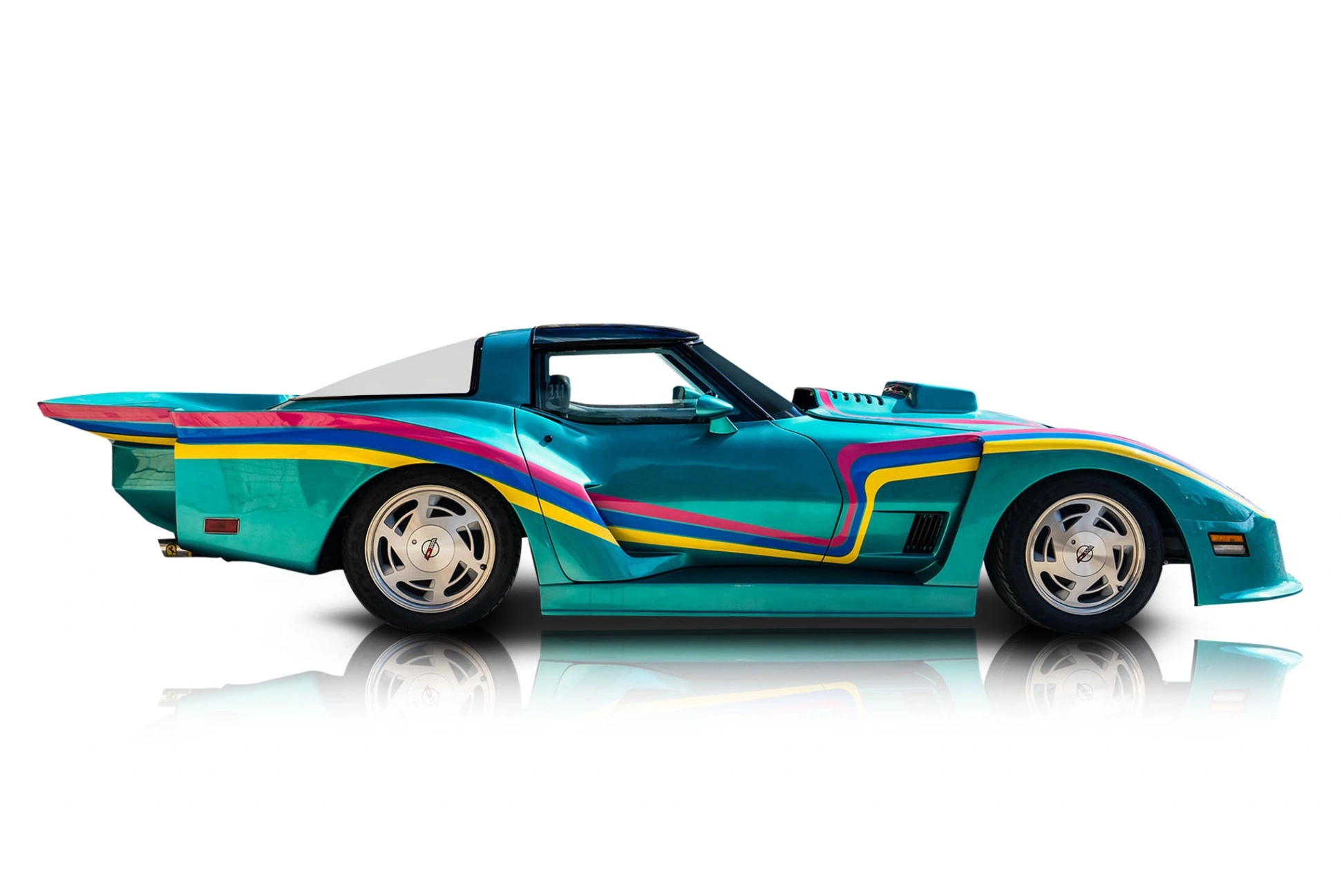 An incredible side shot photo of a Chevrolet Corvette that you should buy.