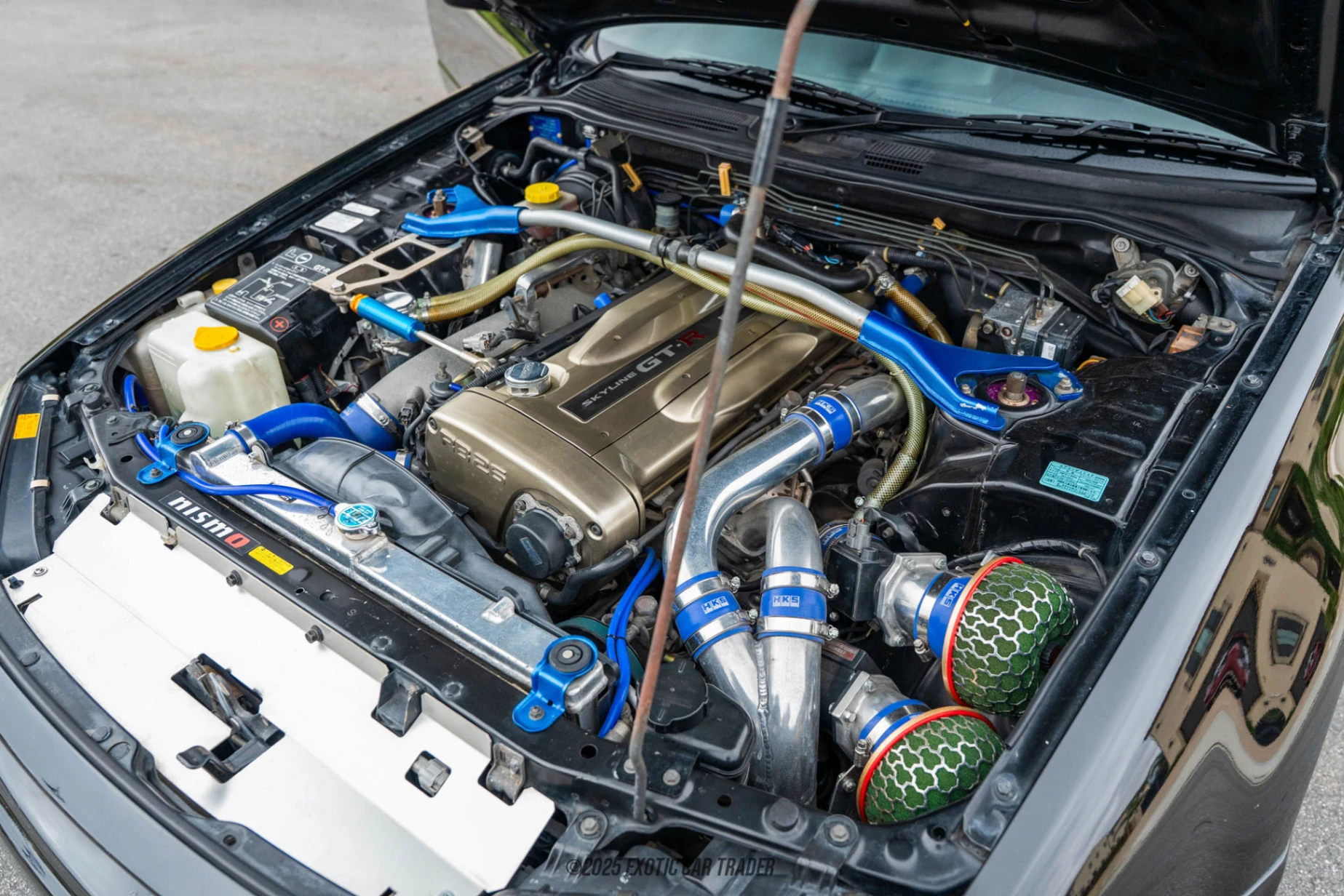 1999 Nissan Skyline - Engine Photo