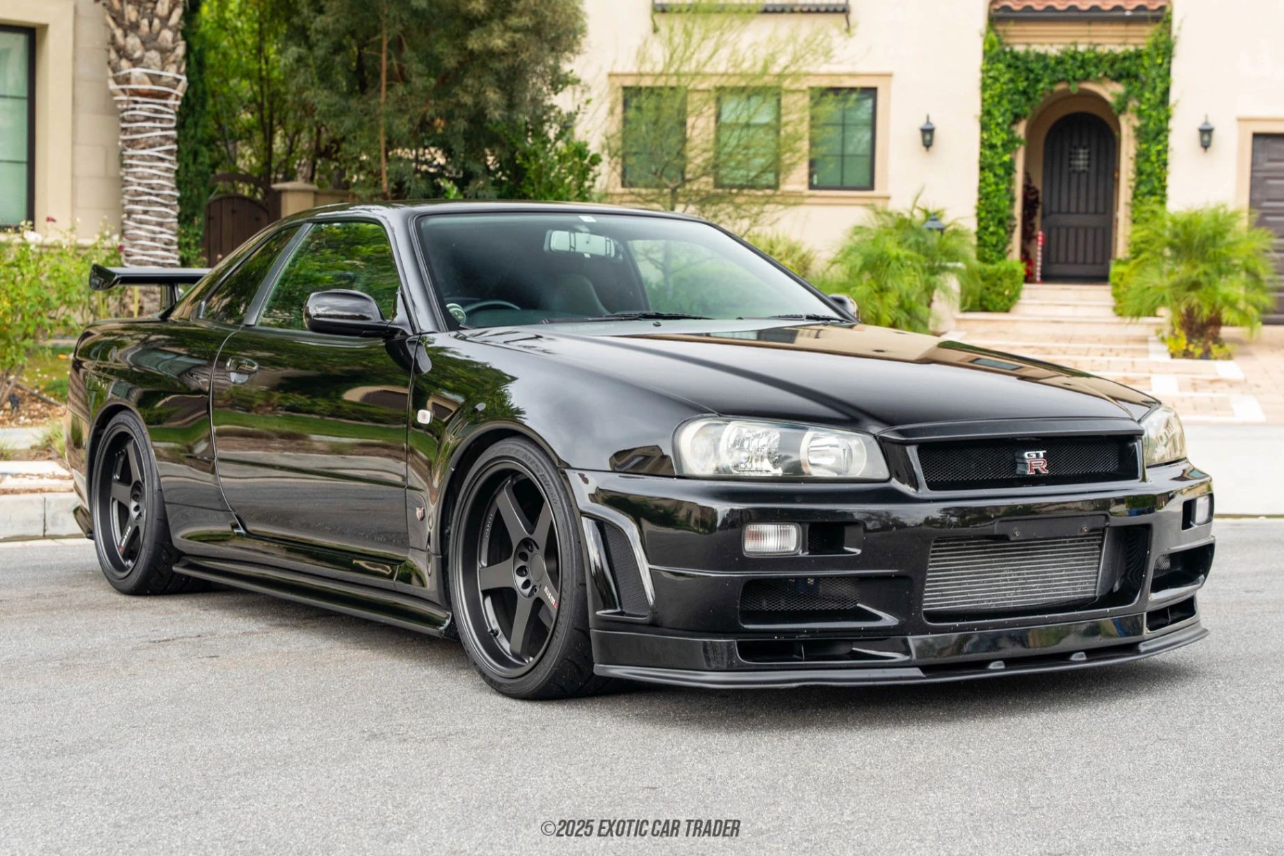 1999 Nissan Skyline - Overview Photo