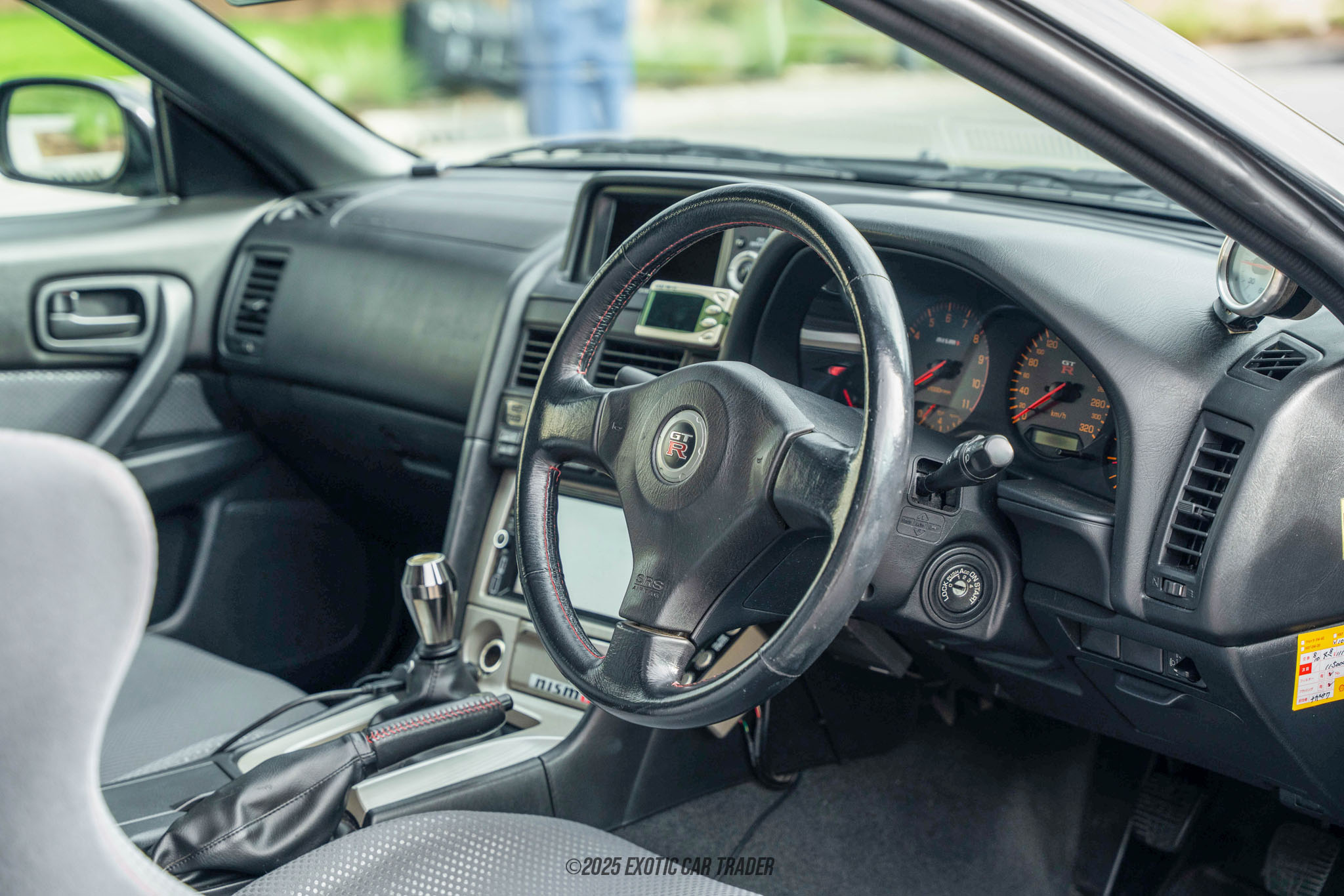 Nissan Skyline Nissan Skyline - Interior