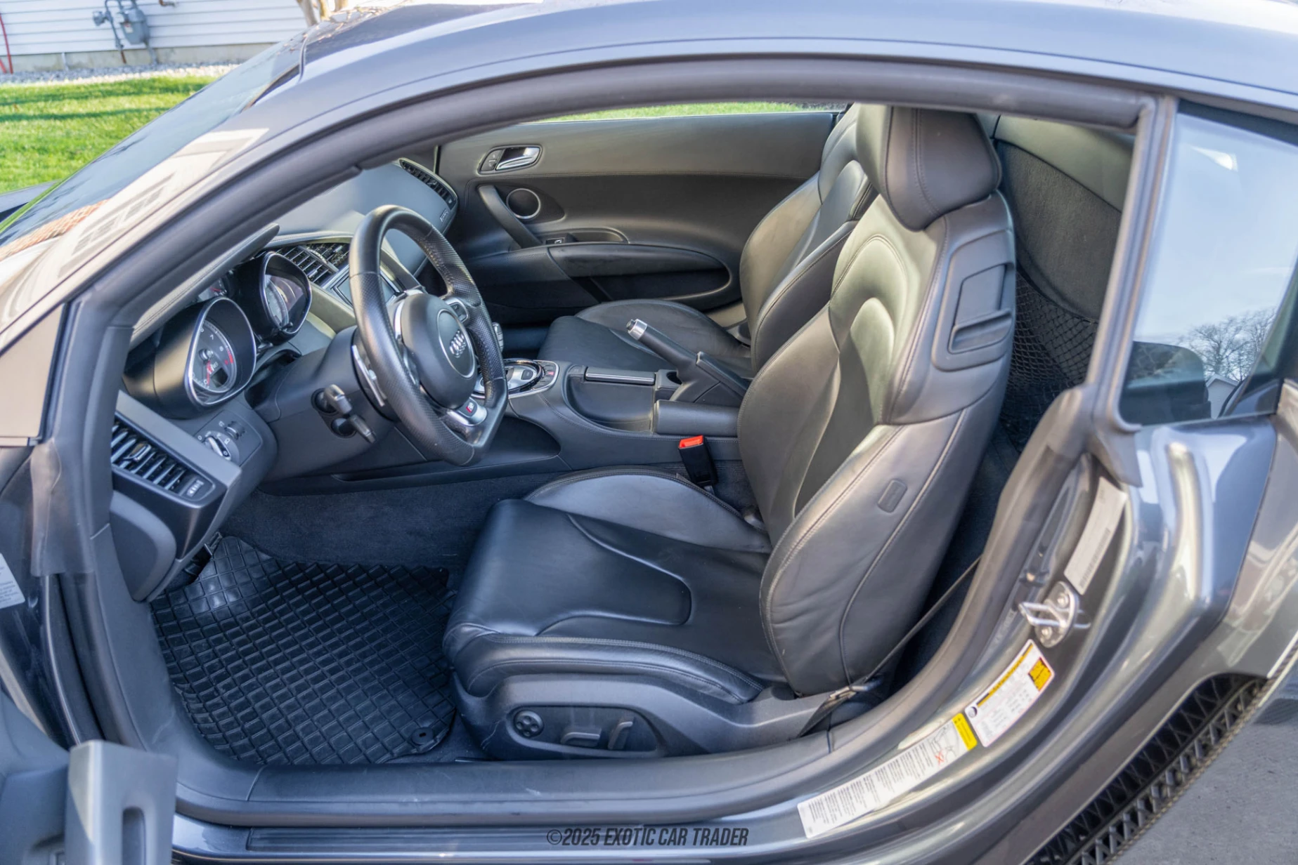2014 Audi R8 - Interior Photo