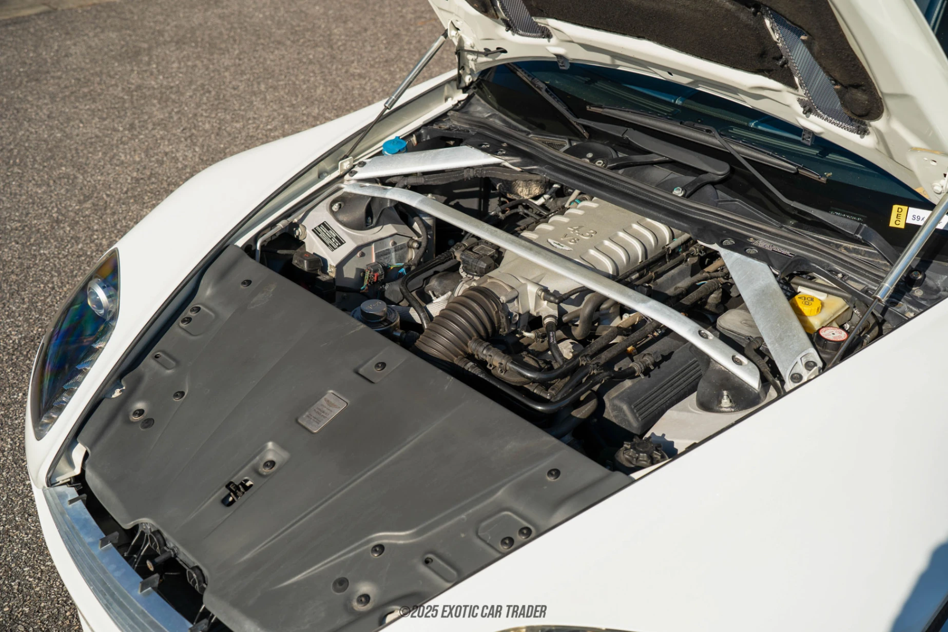 2008 Aston Martin V8 Vantage - Engine Photo