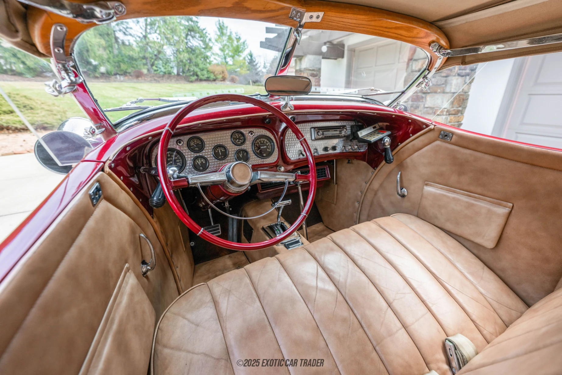 Auburn 874 Auburn 874 - Interior