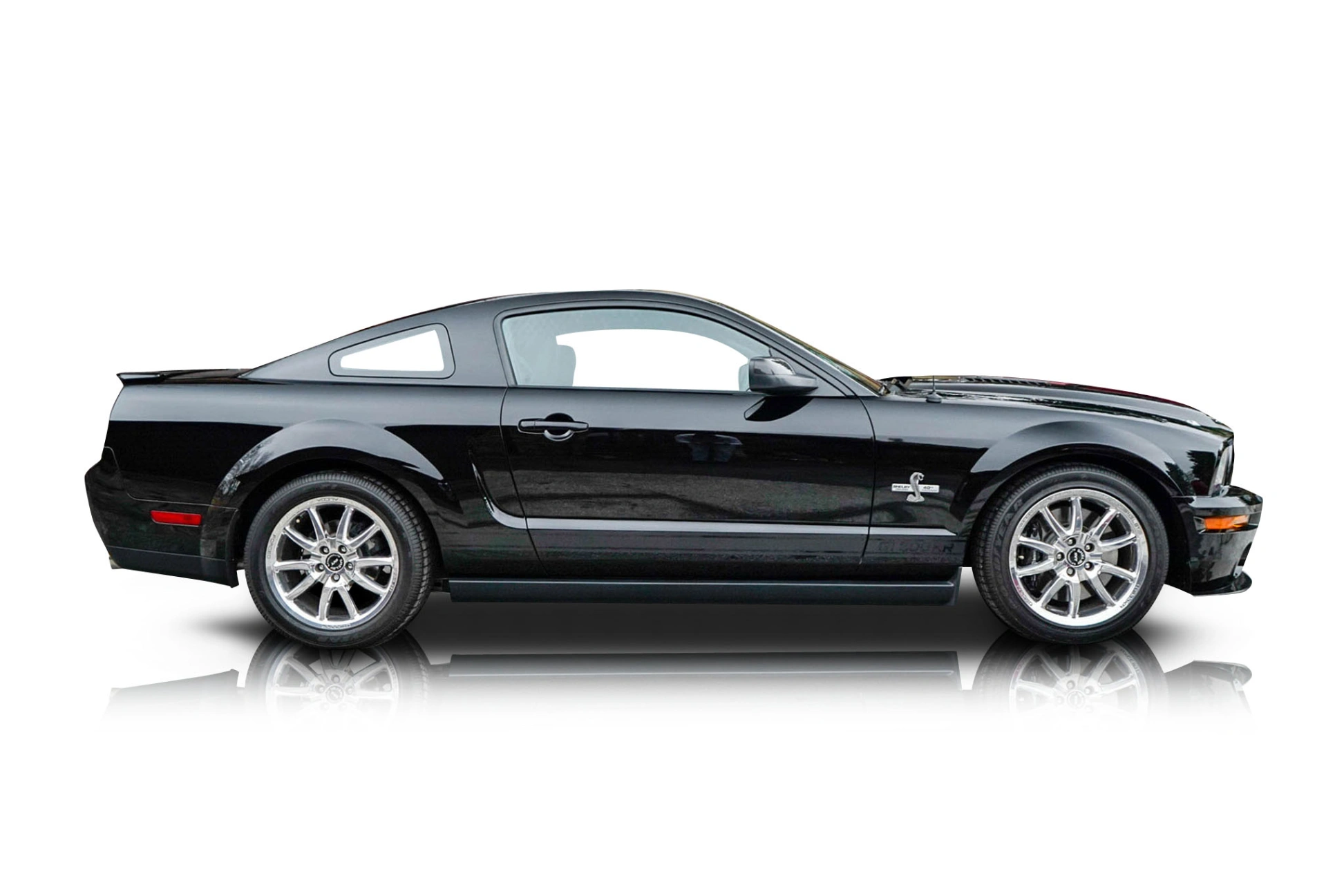 An incredible side shot photo of a Ford Mustang that you should buy.