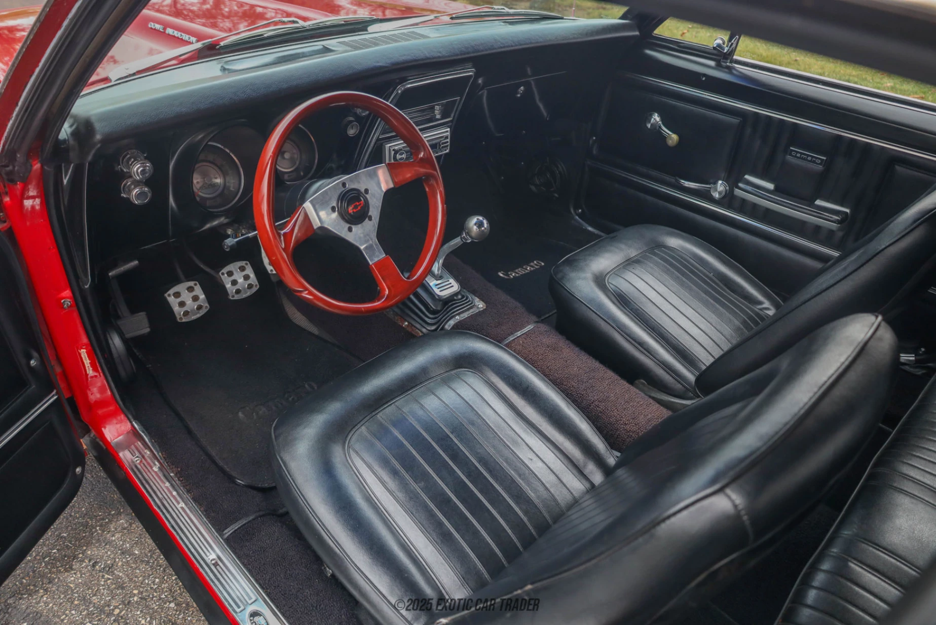 Chevrolet Camaro Chevrolet Camaro - Interior