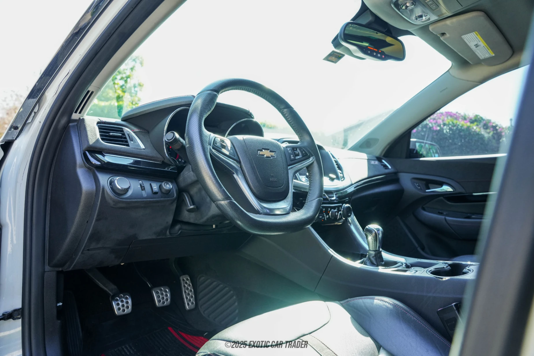 2016 Chevrolet SS - Interior Photo