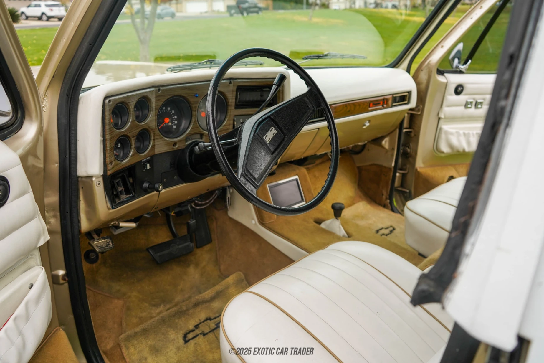 Chevrolet K5 Blazer Chevrolet K5 Blazer - Interior