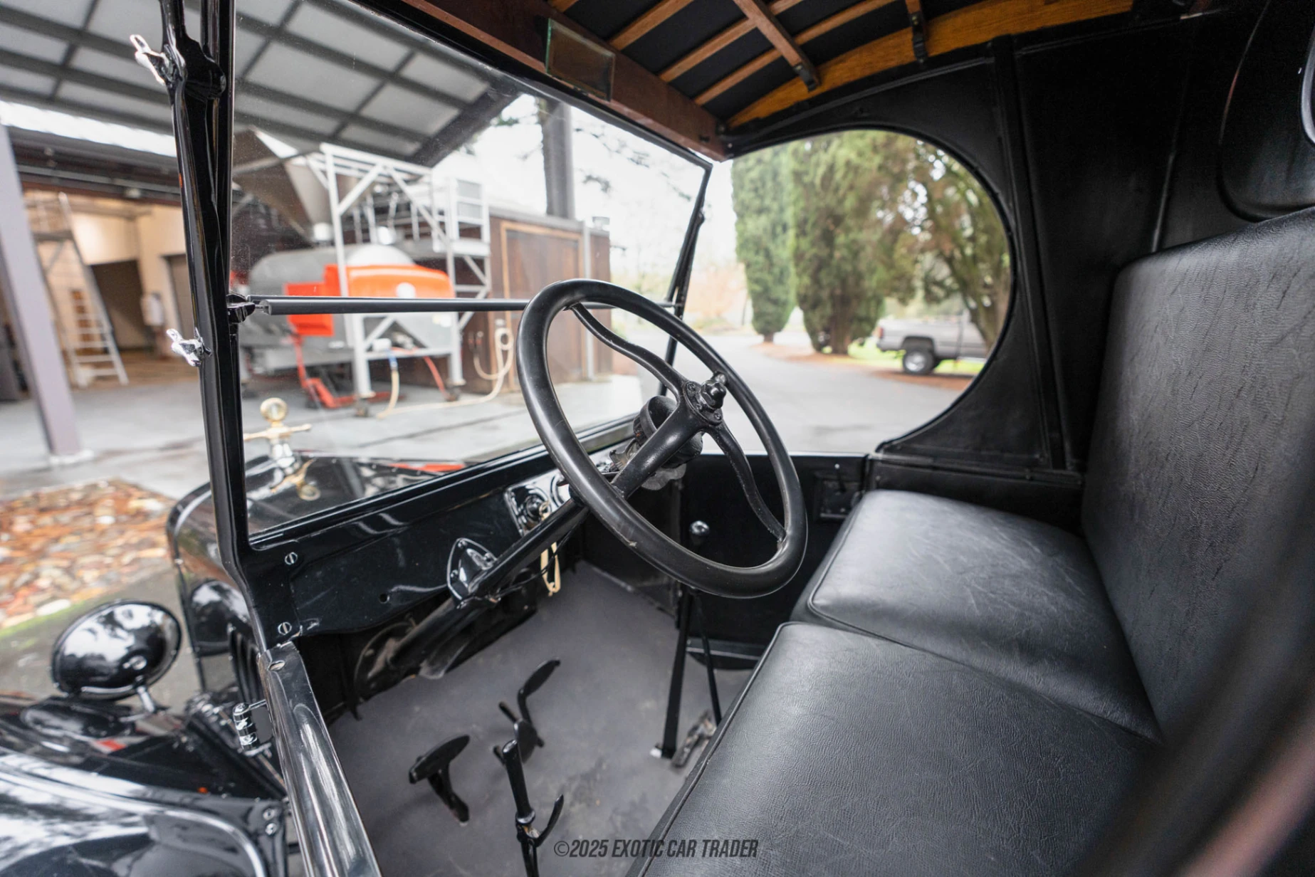 Ford Model T Ford Model T - Interior