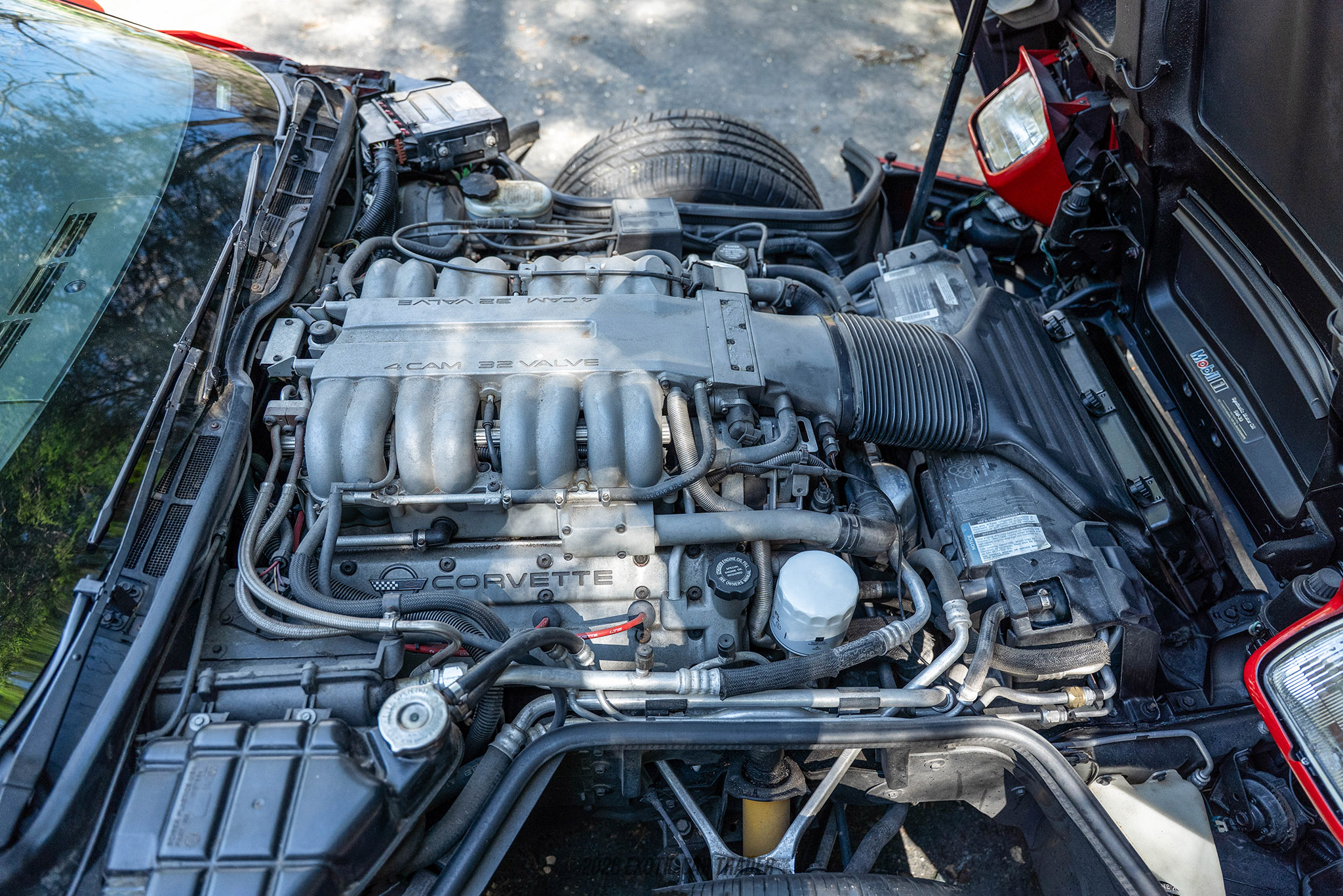 1994 Chevrolet Corvette - Engine Photo