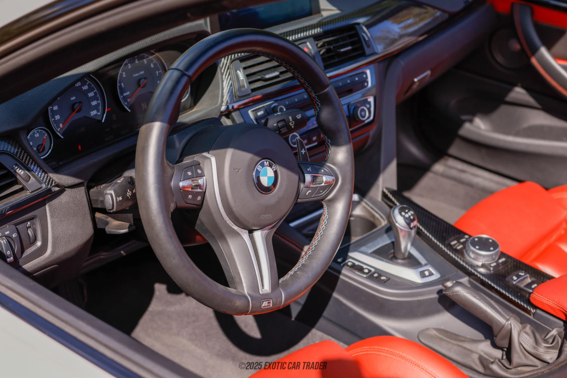 2015 BMW M4 - Interior Photo