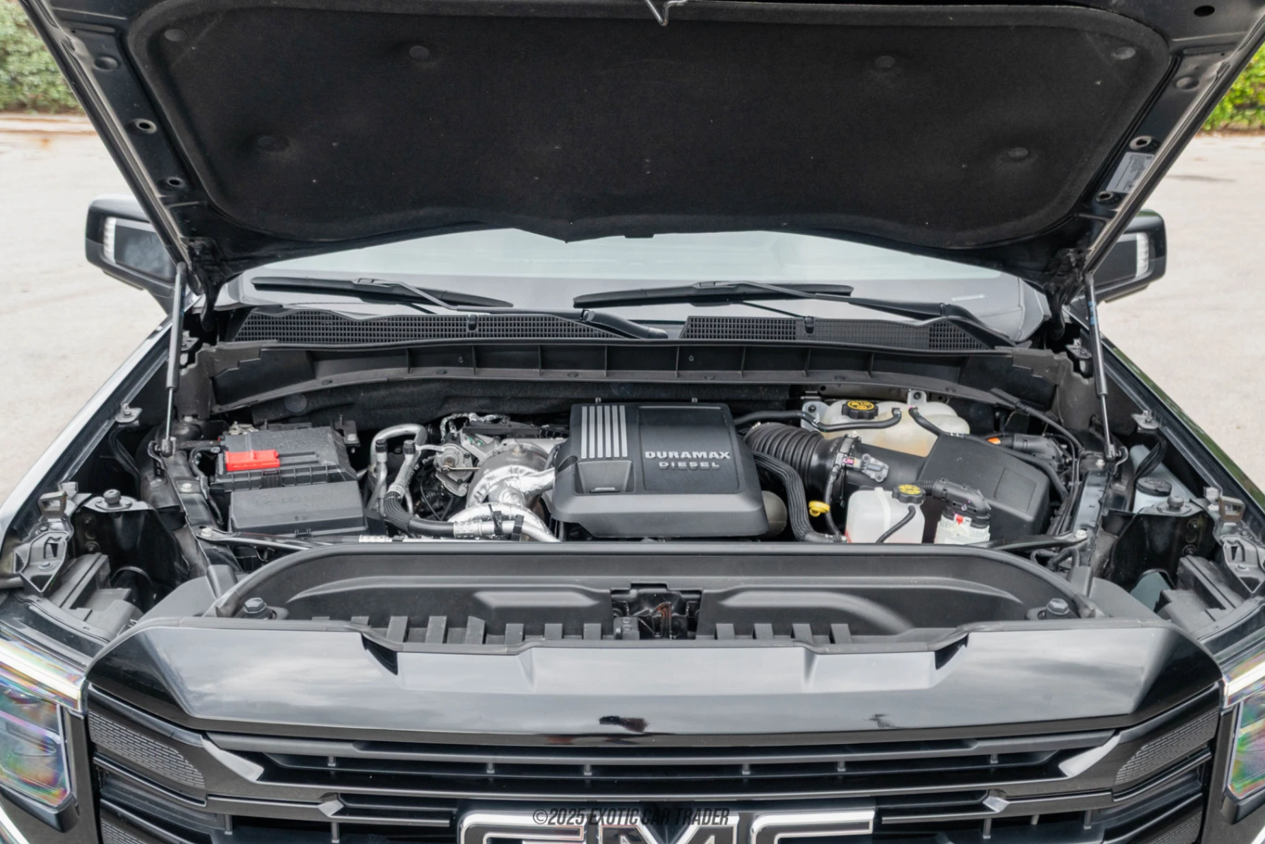 2022 GMC Sierra 1500 - Engine Photo