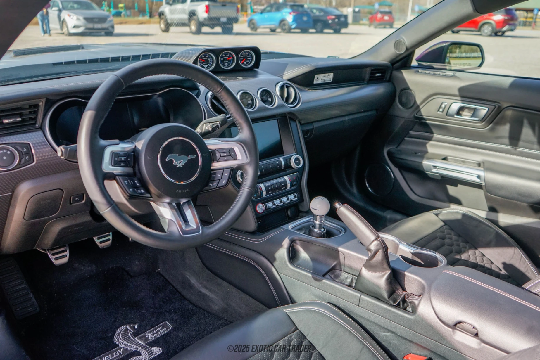 Ford Mustang Ford Mustang - Interior