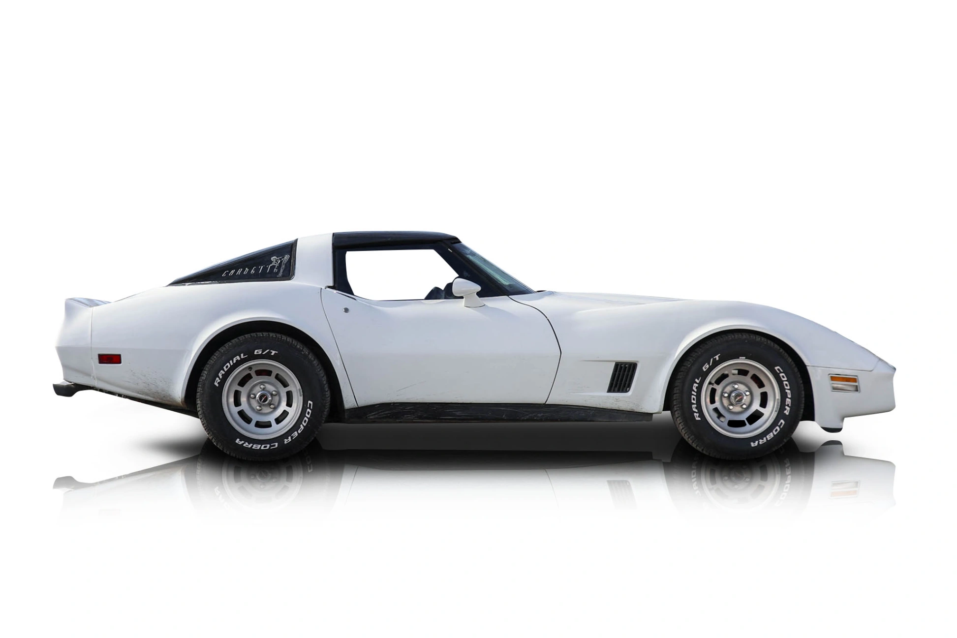 An incredible side shot photo of a Chevrolet Corvette that you should buy.