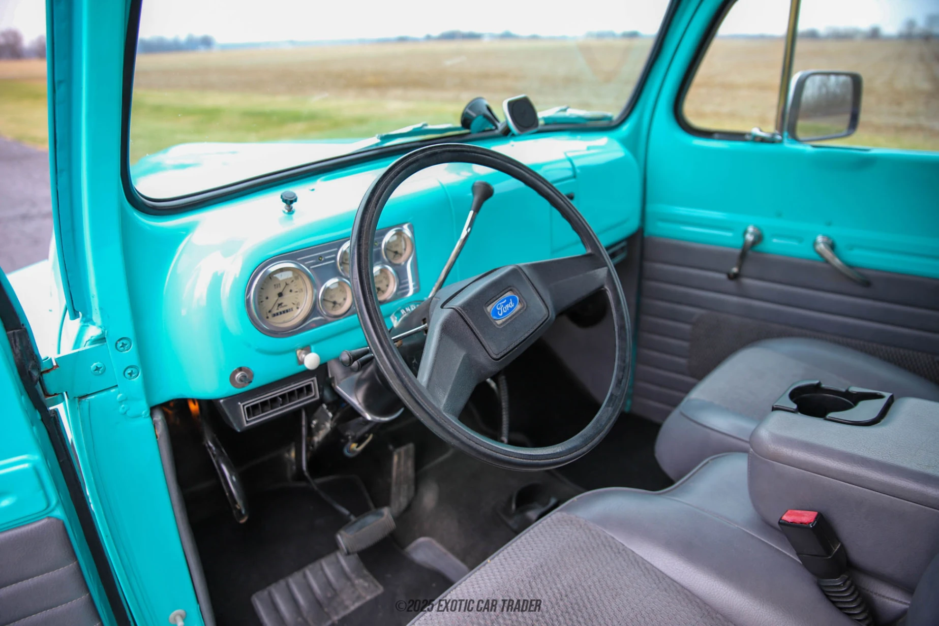 1950 Ford F-1 - Interior Photo