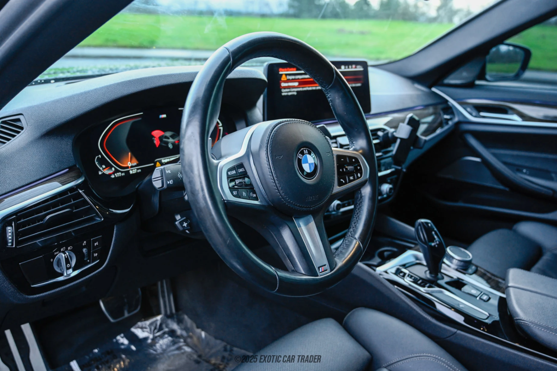 2021 BMW 540i - Interior Photo