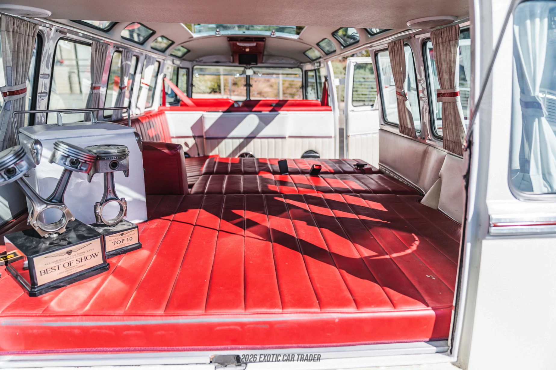 1975 Volkswagen Type 2 - Interior Photo