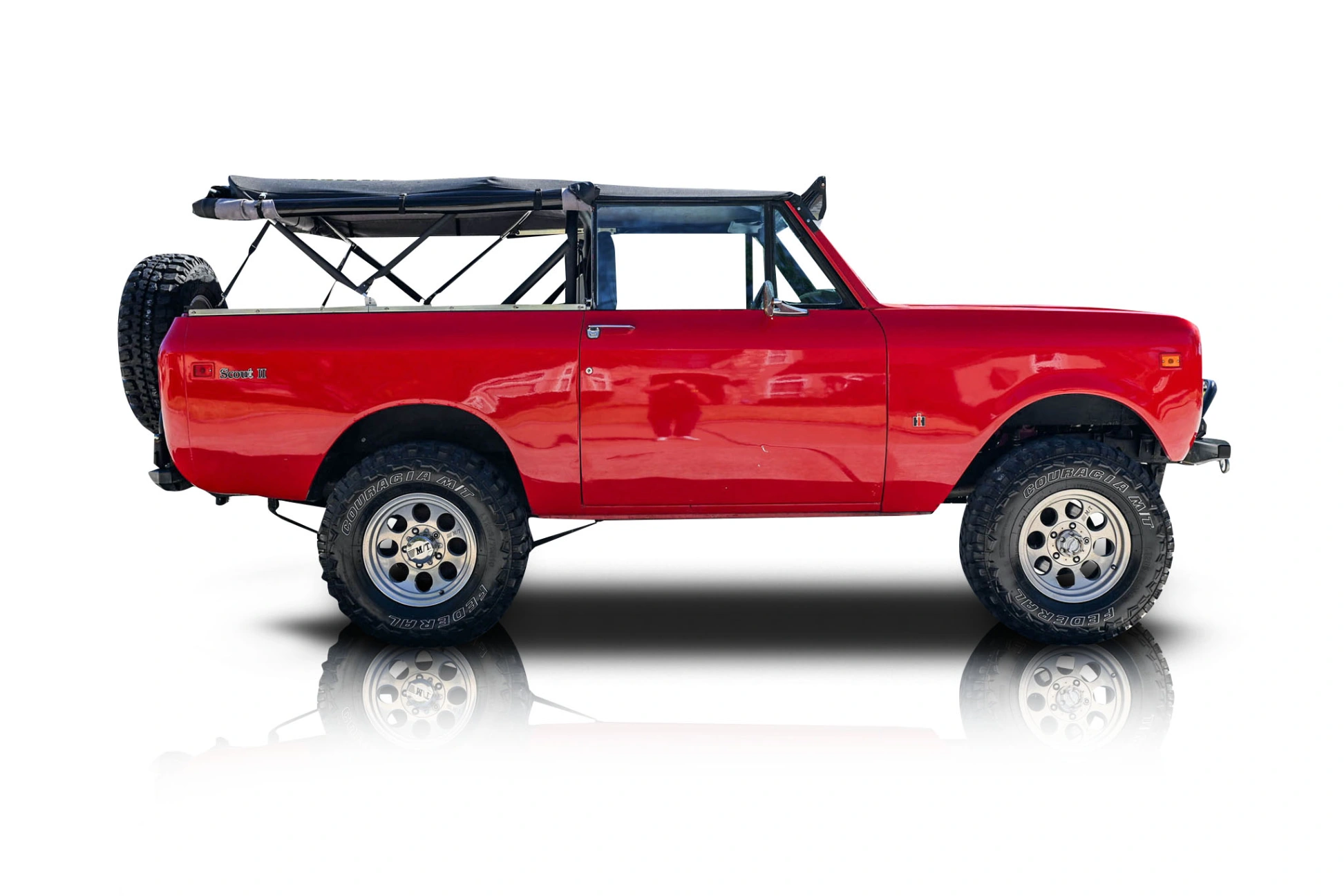 An incredible side shot photo of a International Harvester Scout II that you should buy.