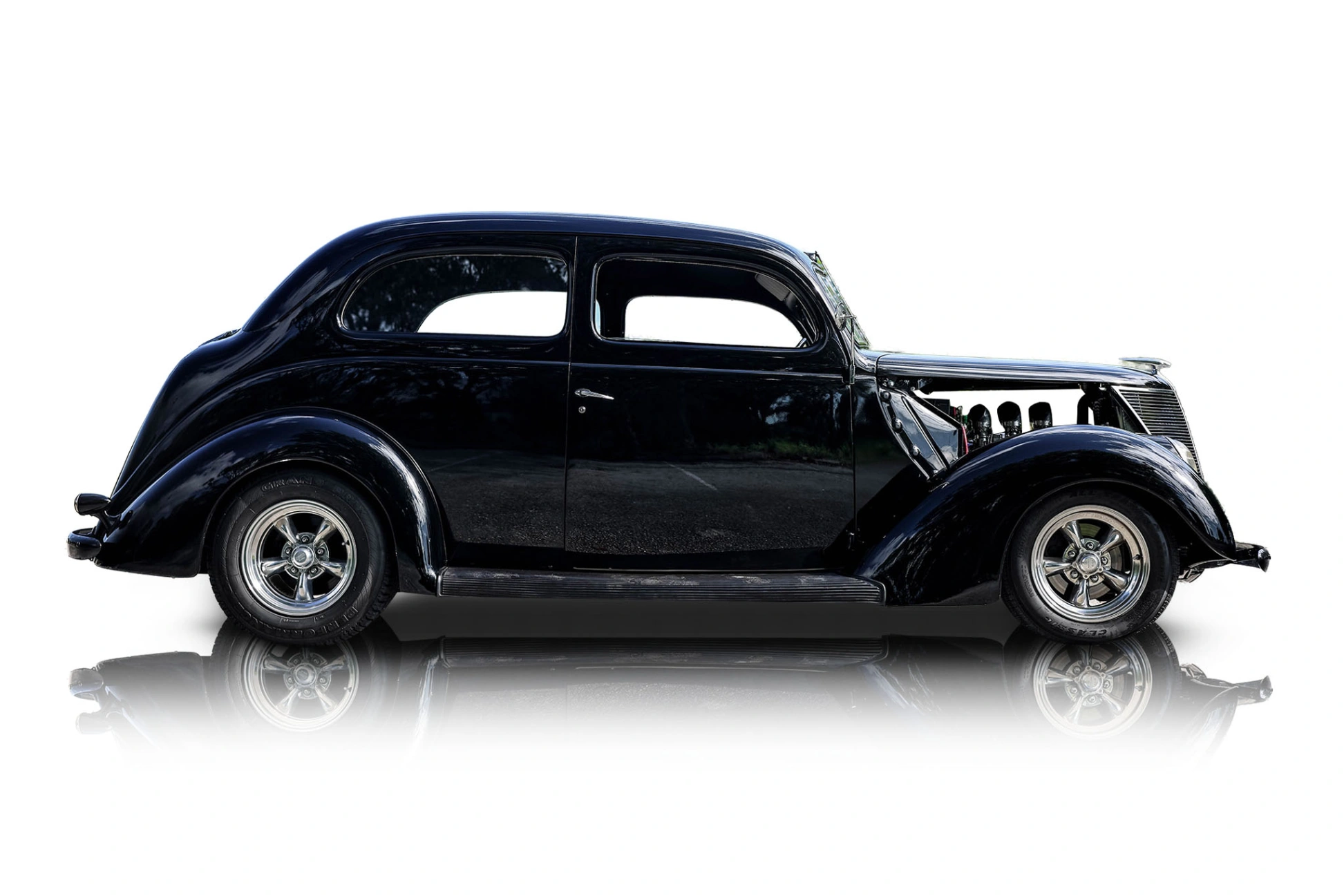 An incredible side shot photo of a Ford Model 78 that you should buy.