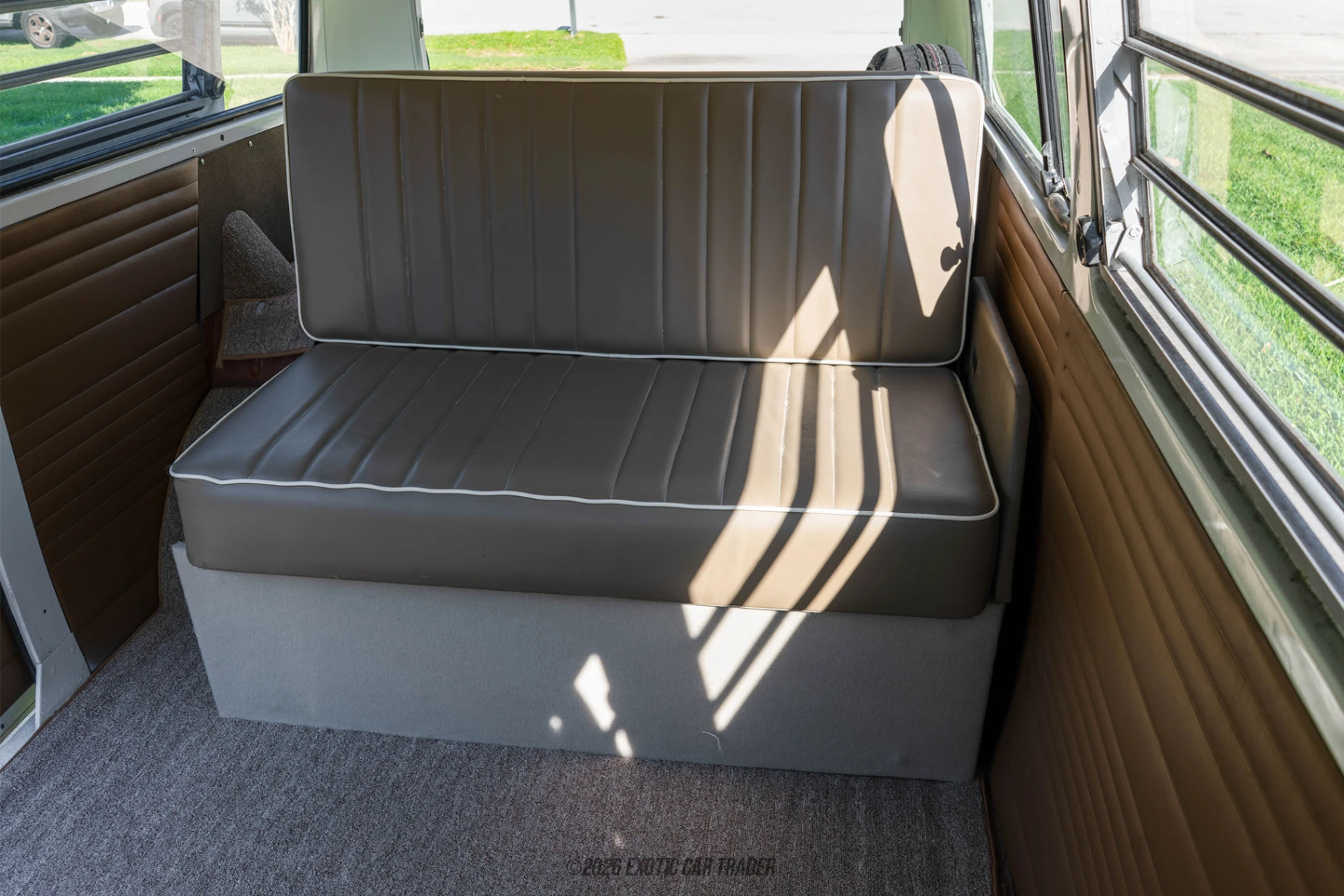 Volkswagen Type 2 Volkswagen Type 2 - Interior