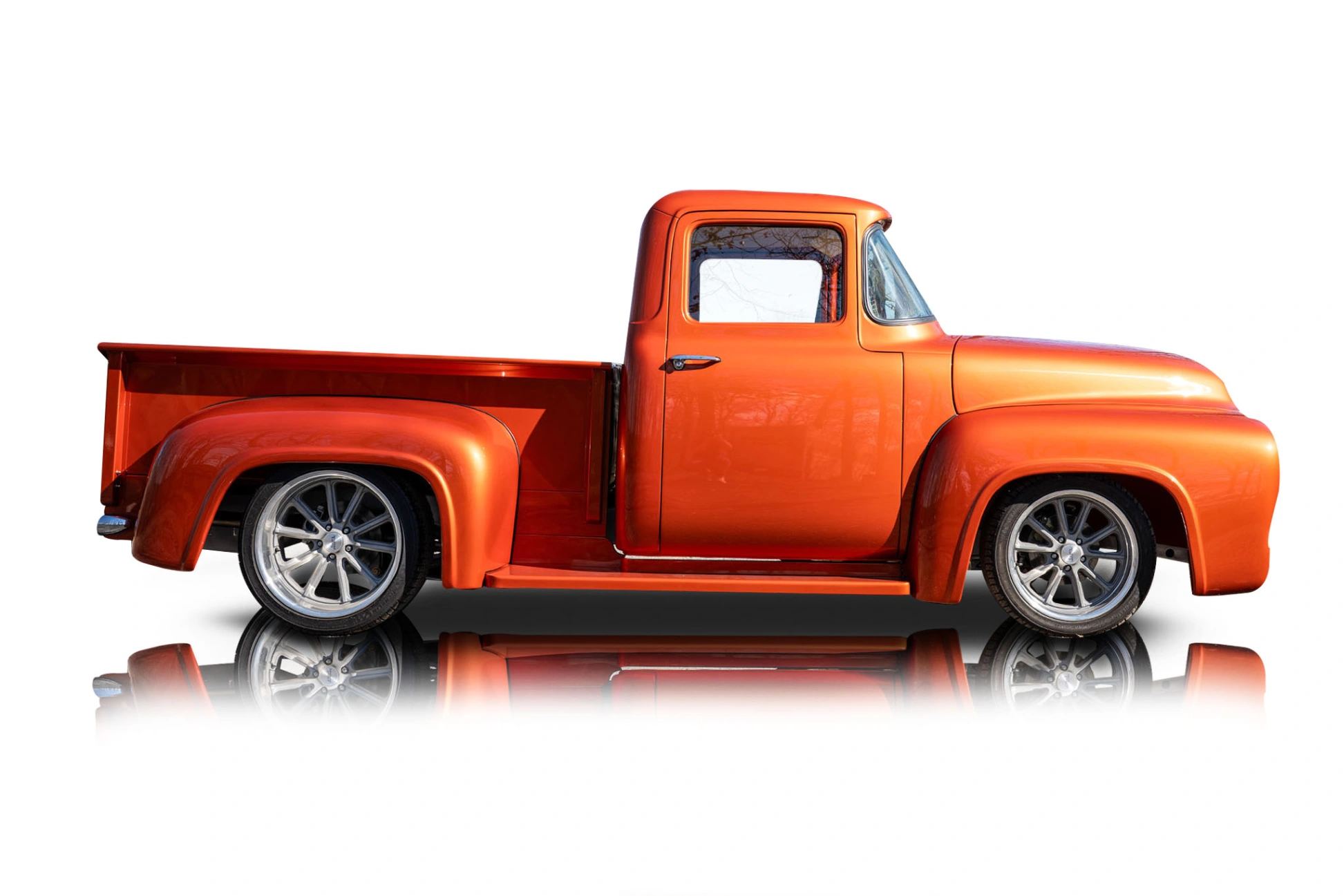 An incredible side shot photo of aFord F-100 that you should buy.