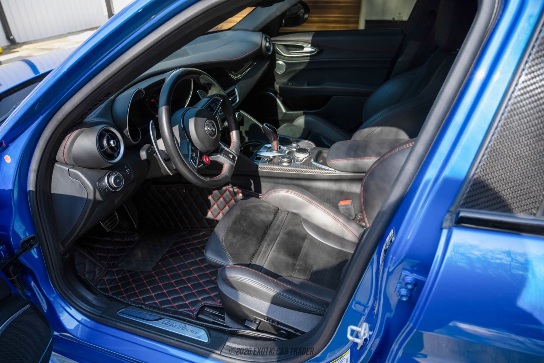 2020 Alfa Romeo Giulia - Interior Photo
