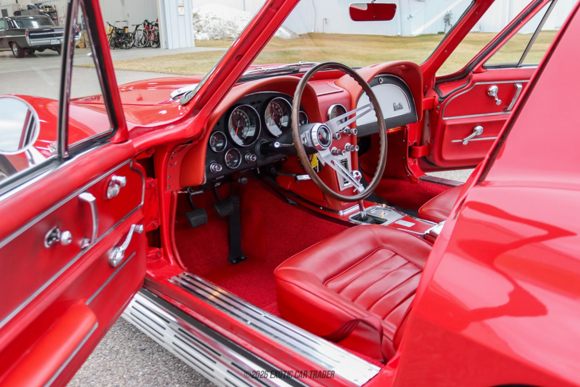 Chevrolet Corvette Chevrolet Corvette - Interior