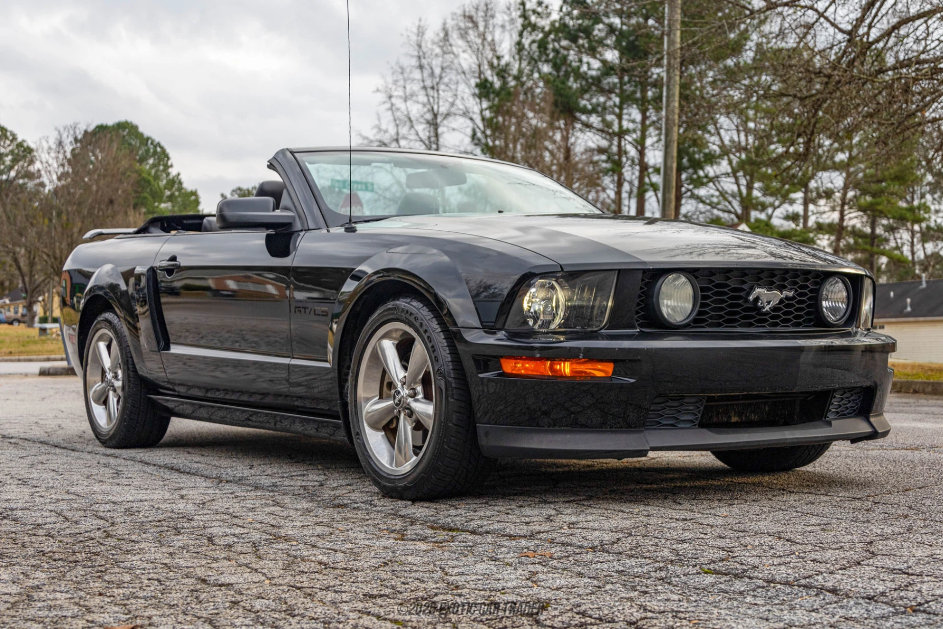 2008 Ford Mustang - Overview Photo