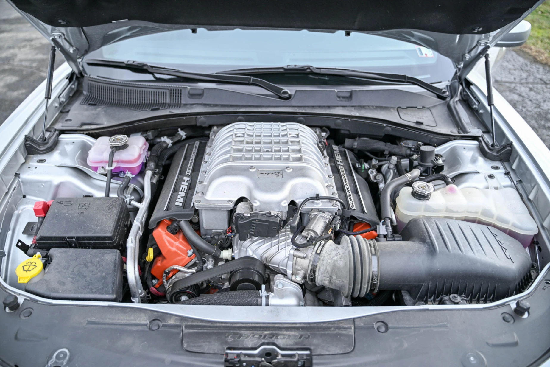 2020 Dodge Charger - Engine Photo