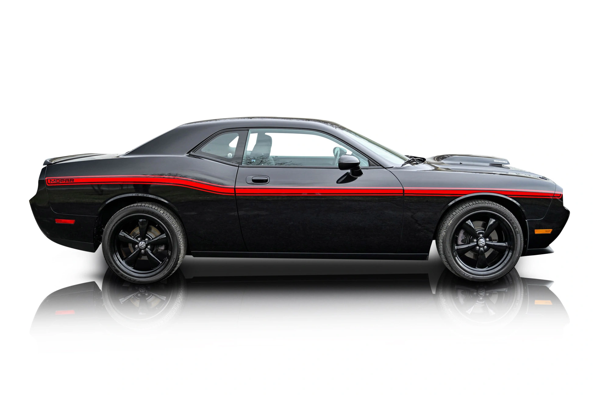 An incredible side shot photo of a Dodge Challenger that you should buy.