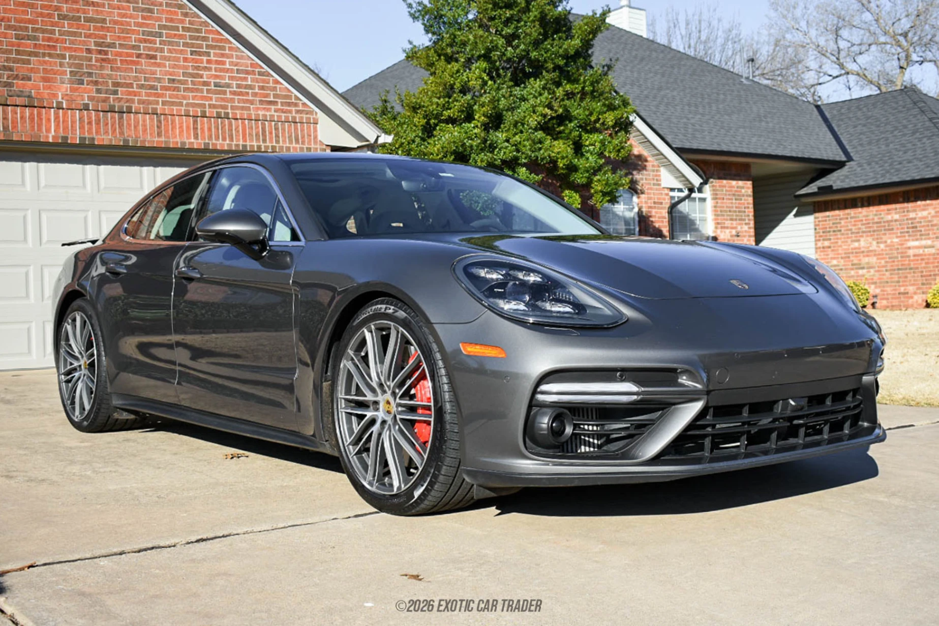2018 Porsche Panamera - Overview Photo