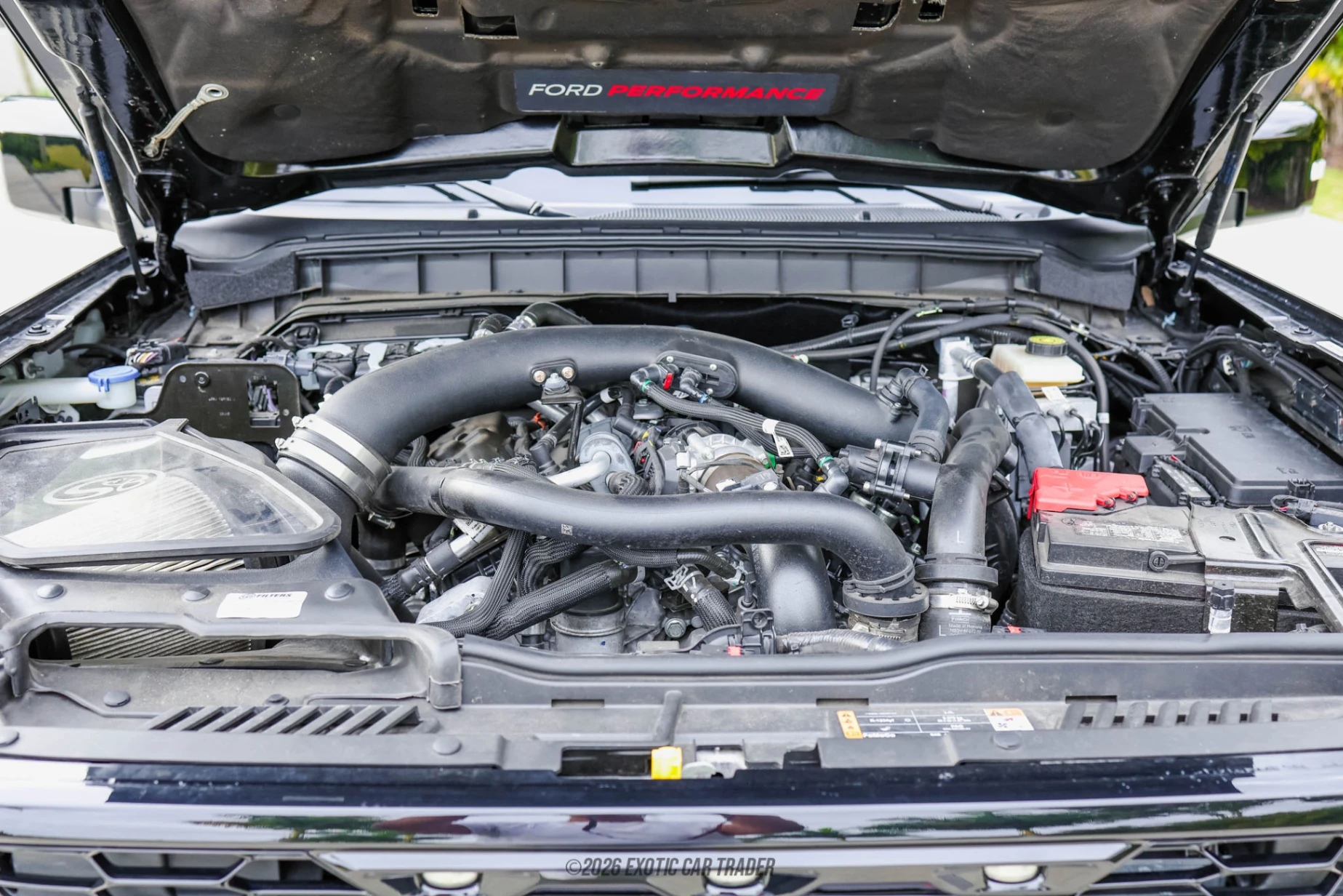 2023 Ford Bronco - Engine Photo