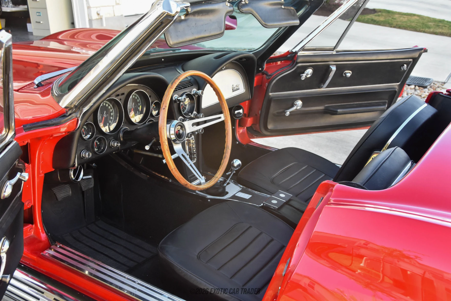 Chevrolet Corvette Chevrolet Corvette - Interior