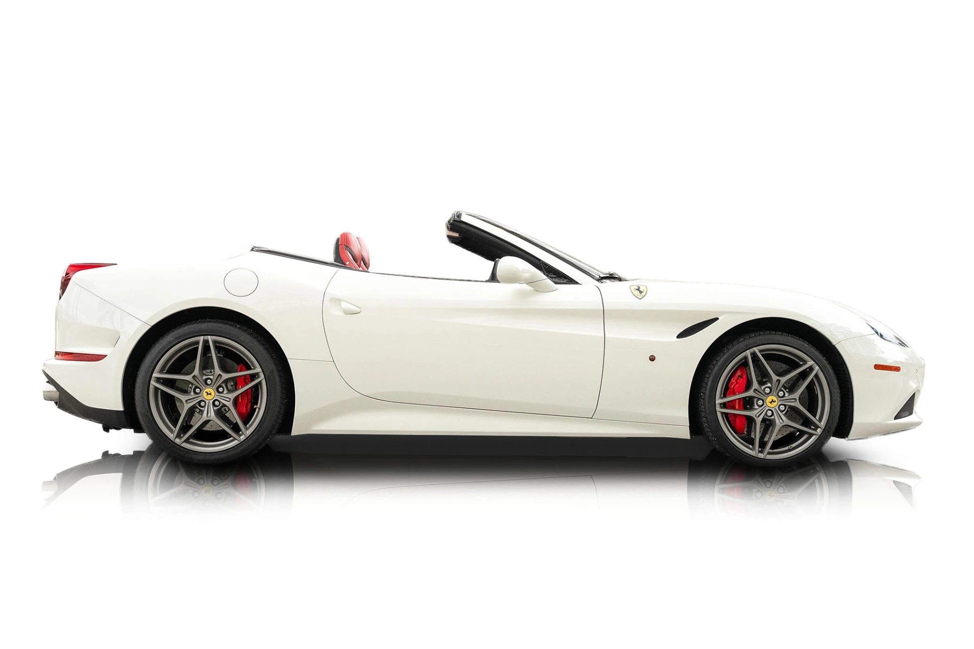 2016 Ferrari California - Passenger side