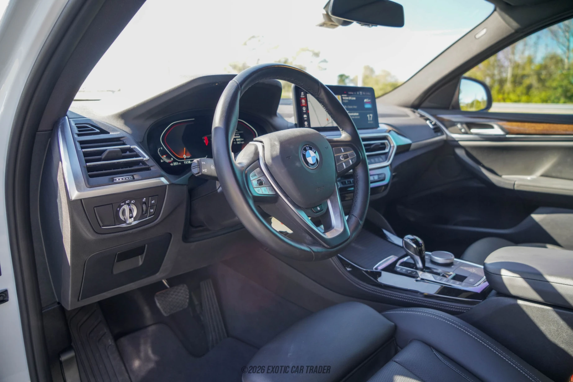 2024 BMW X4 - Interior Photo