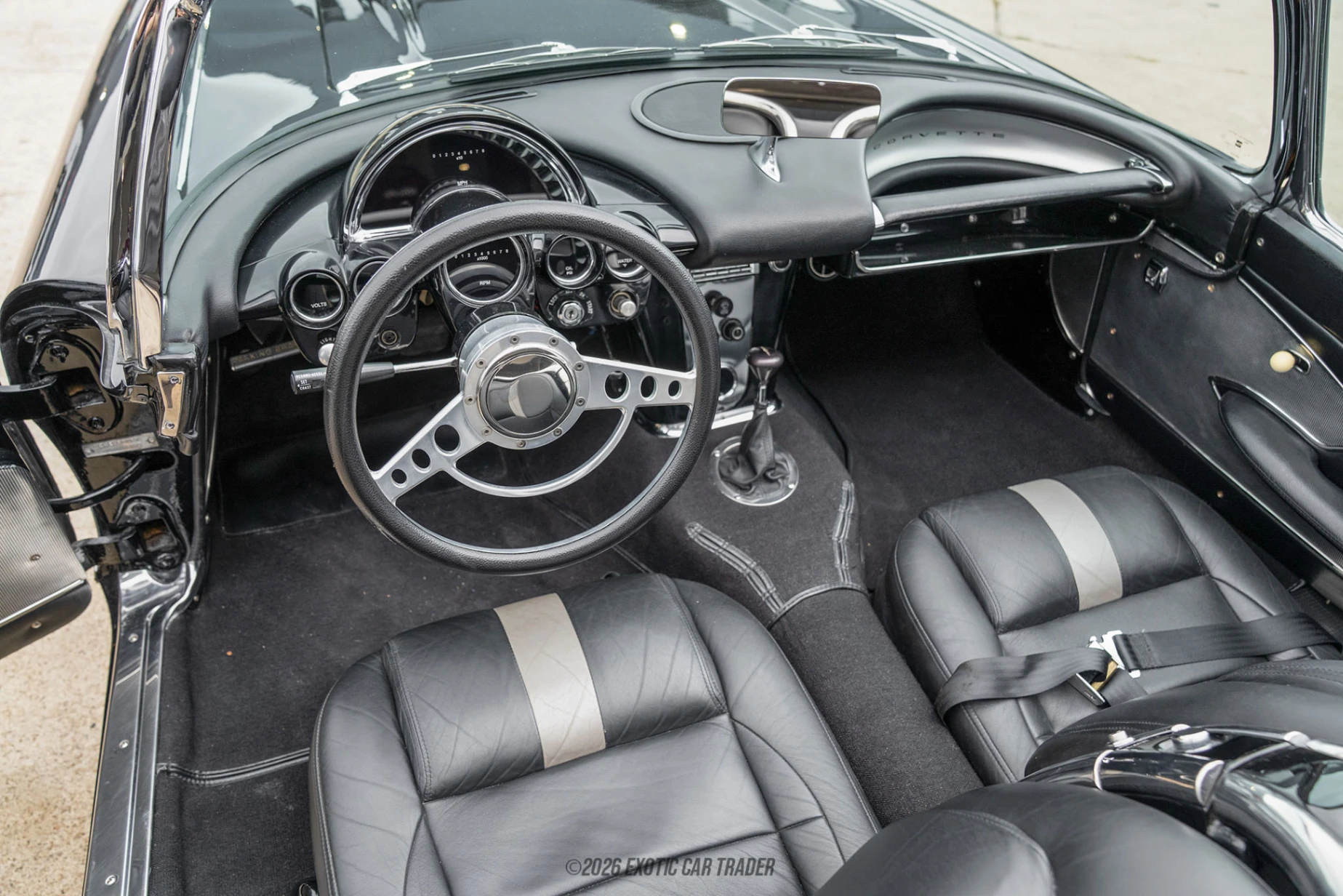Chevrolet Corvette Chevrolet Corvette - Interior