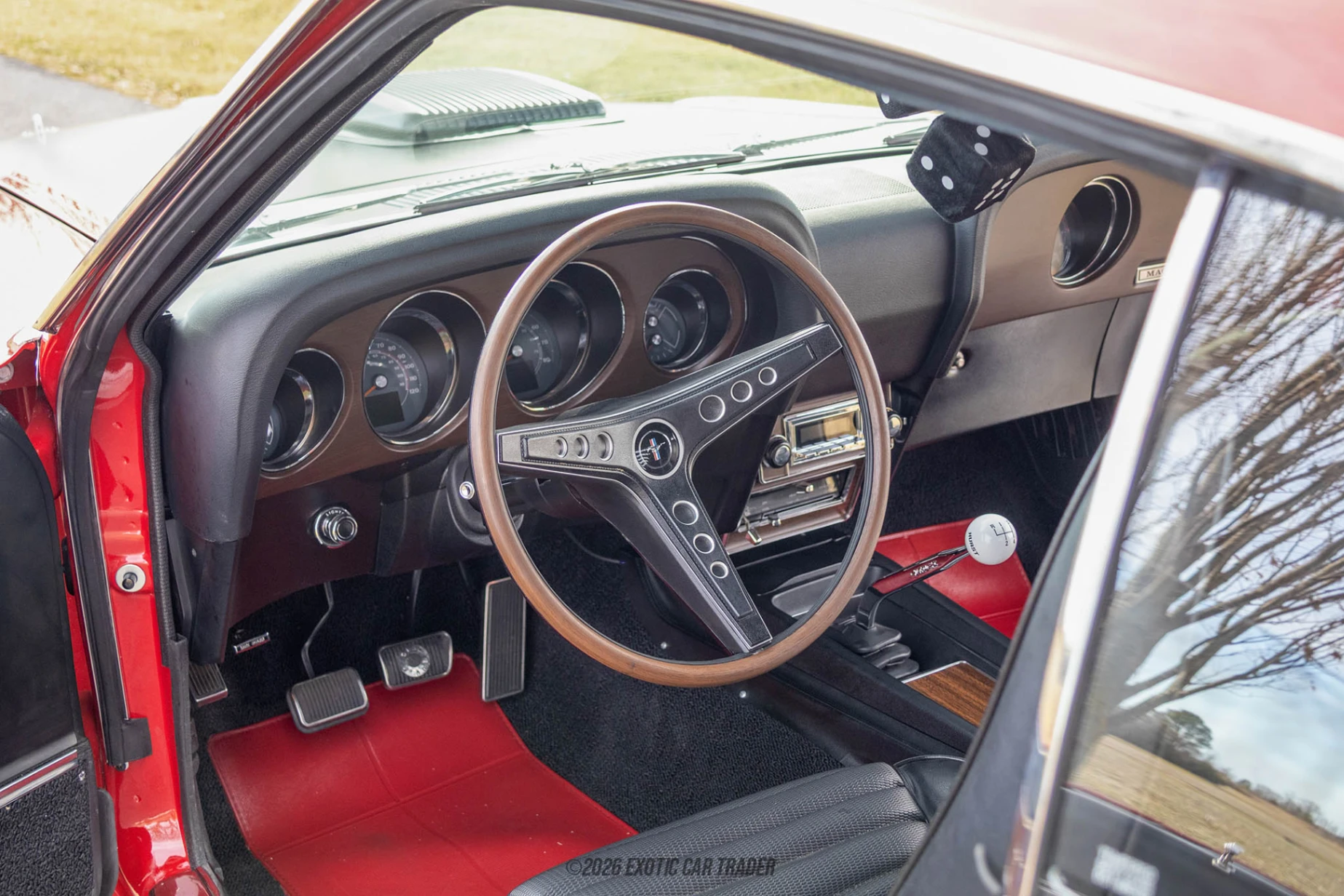 Ford Mustang Ford Mustang - Interior