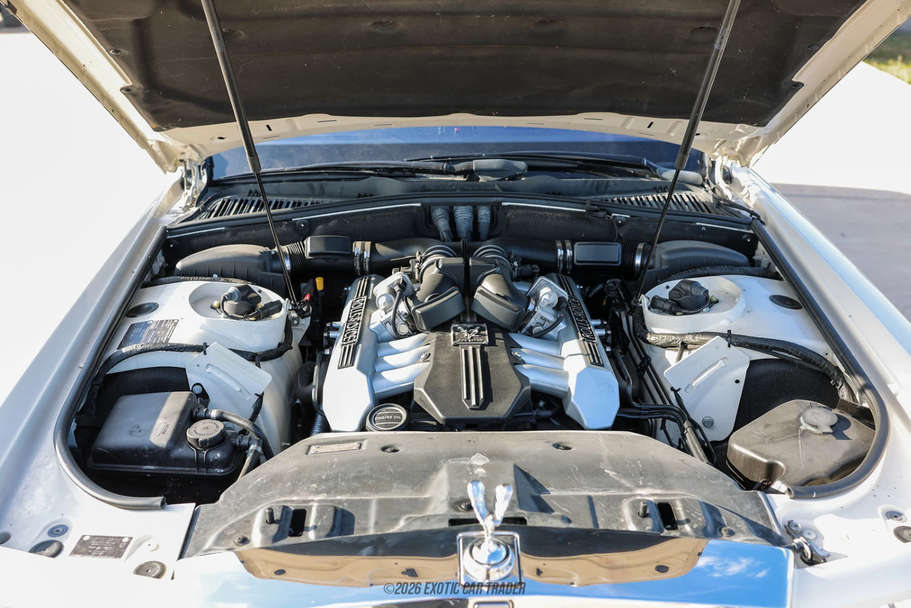 2012 Rolls-Royce Phantom - Engine Photo