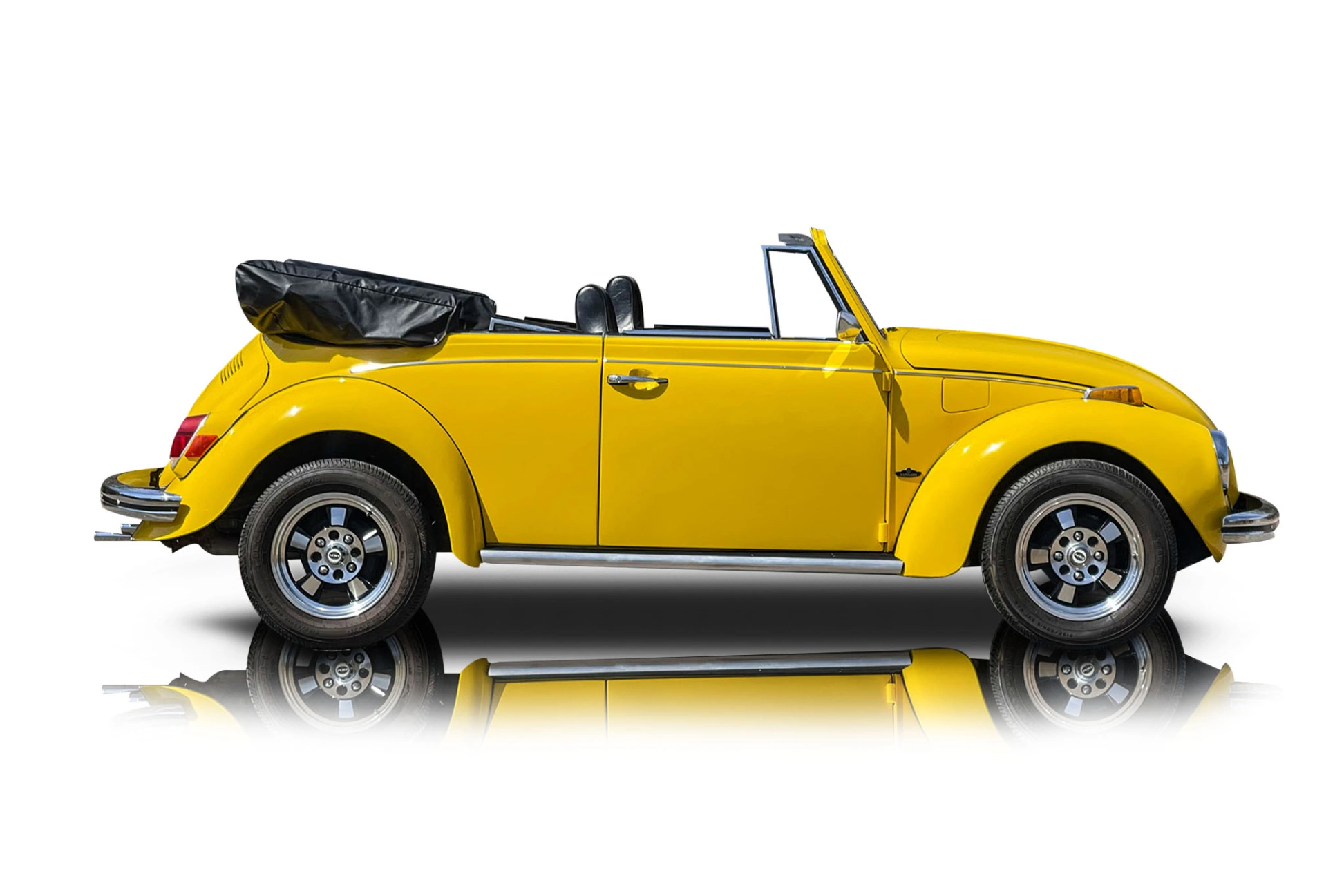 1972 Volkswagen Super Beetle - Passenger side